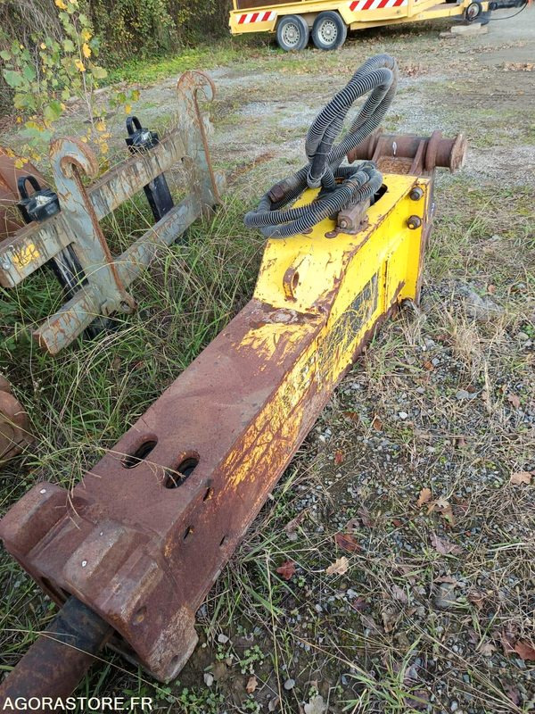 Pelle Case CX 135 SR 2015 7000 heures avec bras deporté et 3 godets - Escavadeira: foto 4 Pelle Case CX 135 SR 2015 7000 heures avec bras deporté et 3 godets - Escavadeira: foto 4