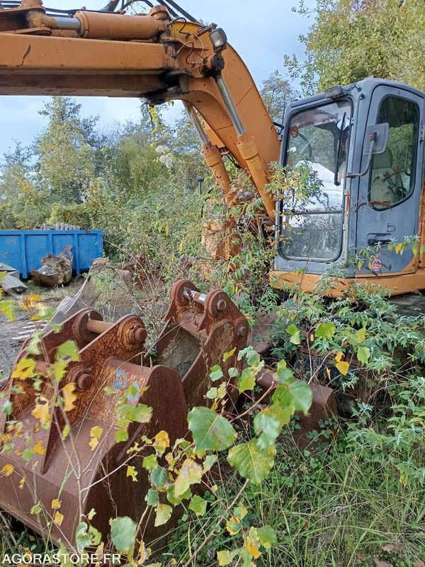 Pelle Case CX 135 SR 2015 7000 heures avec bras deporté et 3 godets - Escavadeira: foto 3 Pelle Case CX 135 SR 2015 7000 heures avec bras deporté et 3 godets - Escavadeira: foto 3