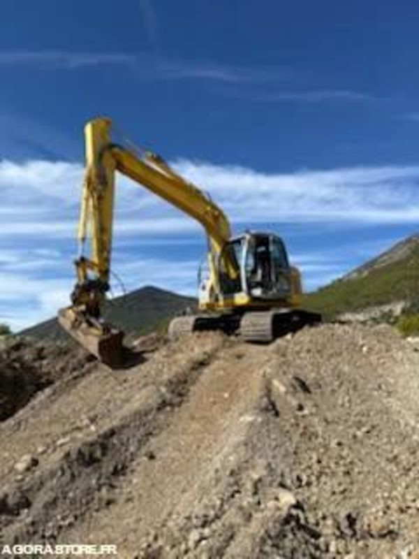 Pelle New Holland E135SR-1ES Diesel 2007 - Escavadora de rastos: foto 2 Pelle New Holland E135SR-1ES Diesel 2007 - Escavadora de rastos: foto 2