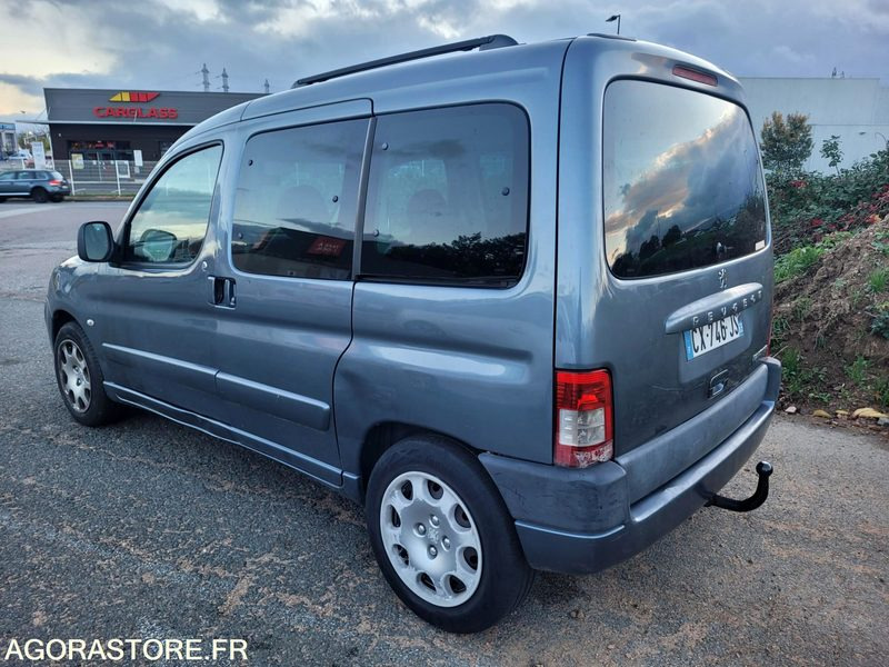 Peugeot partner 1.6hdi 90 ch - Automóvel: foto 2 Peugeot partner 1.6hdi 90 ch - Automóvel: foto 2