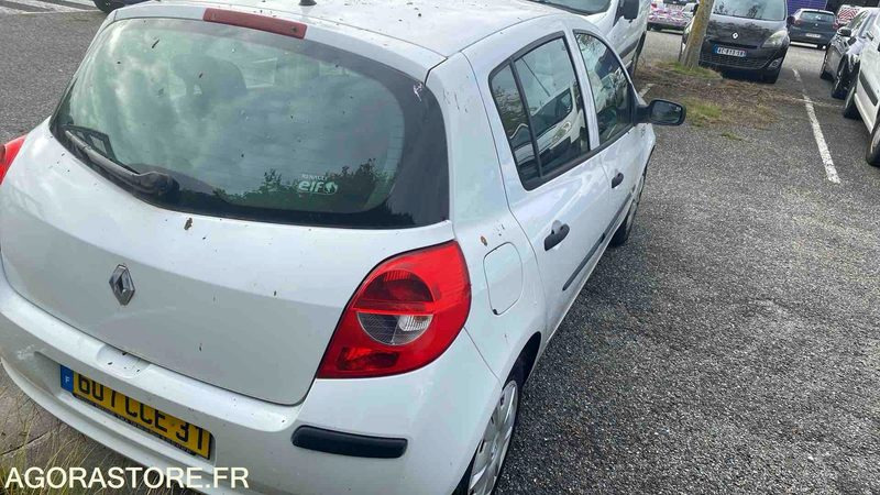 RENAULT CLIO - 192291 KM - 2007 - Automóvel: foto 4 RENAULT CLIO - 192291 KM - 2007 - Automóvel: foto 4