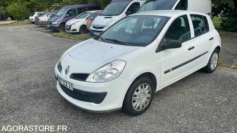 RENAULT CLIO - 192291 KM - 2007 - Automóvel: foto 1 RENAULT CLIO - 192291 KM - 2007 - Automóvel: foto 1