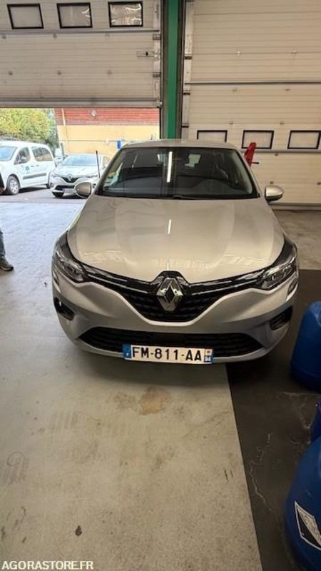 RENAULT CLIO V Diesel - 35000km - 2019 - Automóvel: foto 1 RENAULT CLIO V Diesel - 35000km - 2019 - Automóvel: foto 1