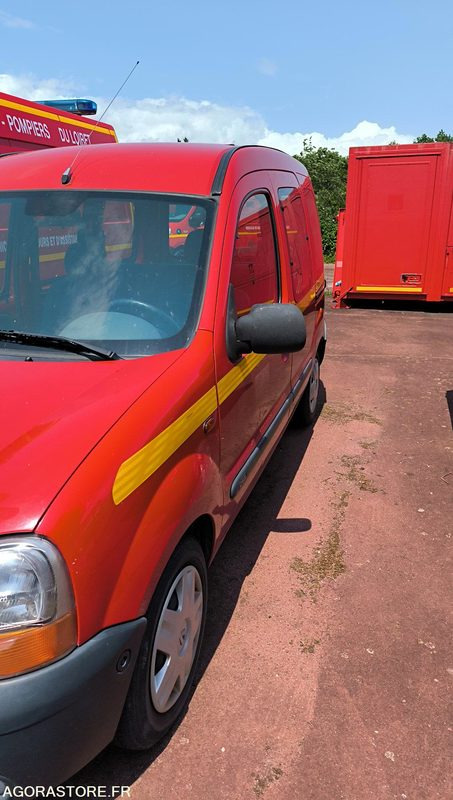 RENAULT KANGOO 1 PHASE 1 1,9LD 65CV - 2001 - 105668kms - Furgão compacto: foto 3 RENAULT KANGOO 1 PHASE 1 1,9LD 65CV - 2001 - 105668kms - Furgão compacto: foto 3