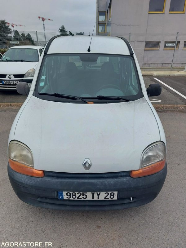 RENAULT KANGOO - 2000 - 119 023KM - Furgão compacto: foto 2 RENAULT KANGOO - 2000 - 119 023KM - Furgão compacto: foto 2