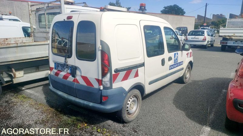 RENAULT KANGOO - 2000 - 269870 KM - Furgão compacto: foto 4 RENAULT KANGOO - 2000 - 269870 KM - Furgão compacto: foto 4