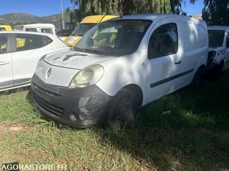 RENAULT KANGOO - 2010 - 288112km - AR259YG - Furgão compacto: foto 3 RENAULT KANGOO - 2010 - 288112km - AR259YG - Furgão compacto: foto 3
