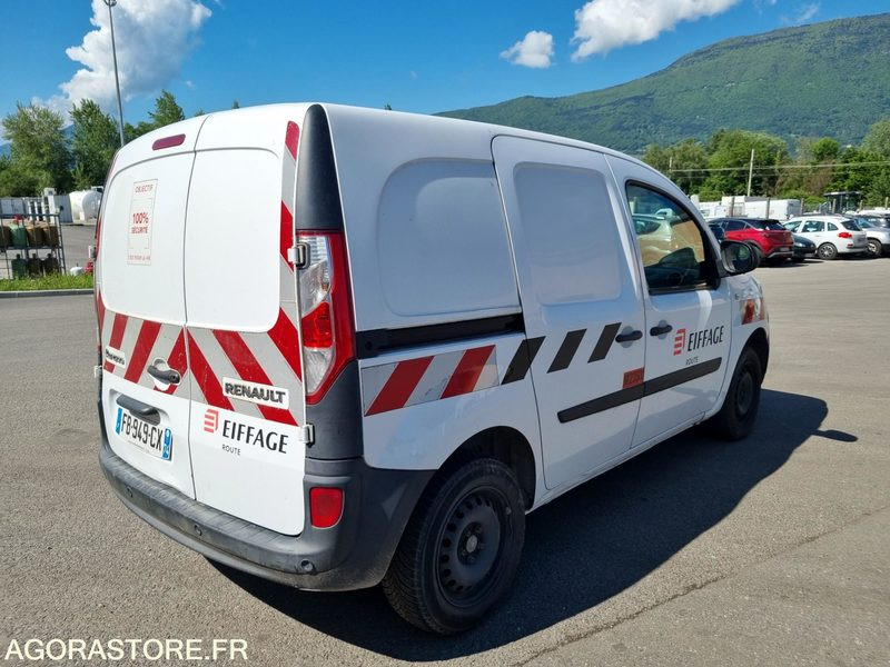 RENAULT - KANGOO EXPRESS GRAND CONFORT - 2018 / 254850KM (M23500) - Furgão compacto: foto 3 RENAULT - KANGOO EXPRESS GRAND CONFORT - 2018 / 254850KM (M23500) - Furgão compacto: foto 3