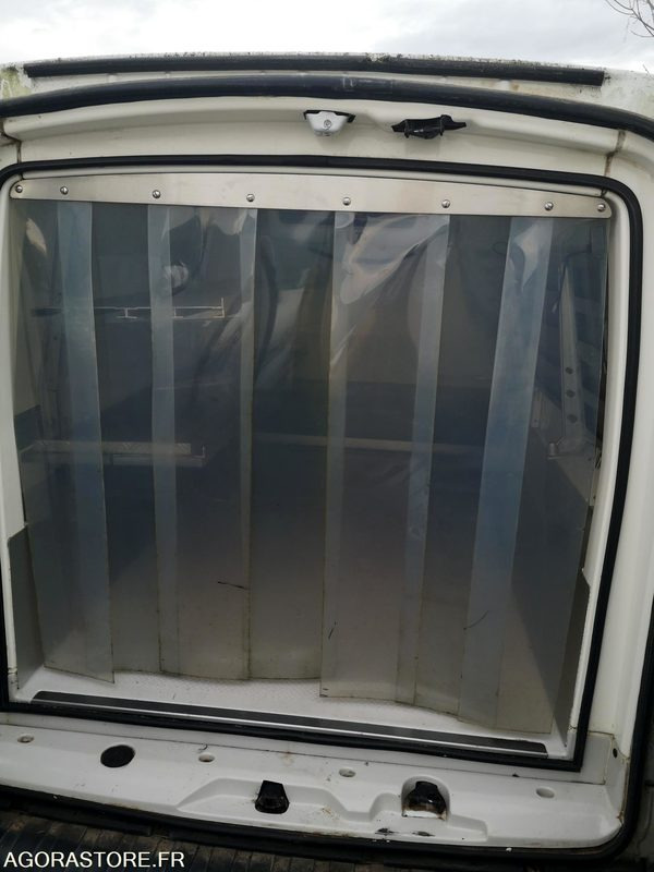 RENAULT KANGOO FRIGORIFIQUE - Furgão compacto: foto 5 RENAULT KANGOO FRIGORIFIQUE - Furgão compacto: foto 5