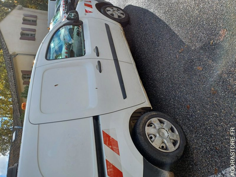 RENAULT KANGOO / REF SCP : 987 - Furgão: foto 2 RENAULT KANGOO / REF SCP : 987 - Furgão: foto 2