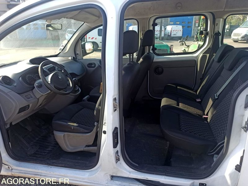 RENAULT - Kangoo- année 2010- 96000 kms - Diesel - Automóvel: foto 5 RENAULT - Kangoo- année 2010- 96000 kms - Diesel - Automóvel: foto 5