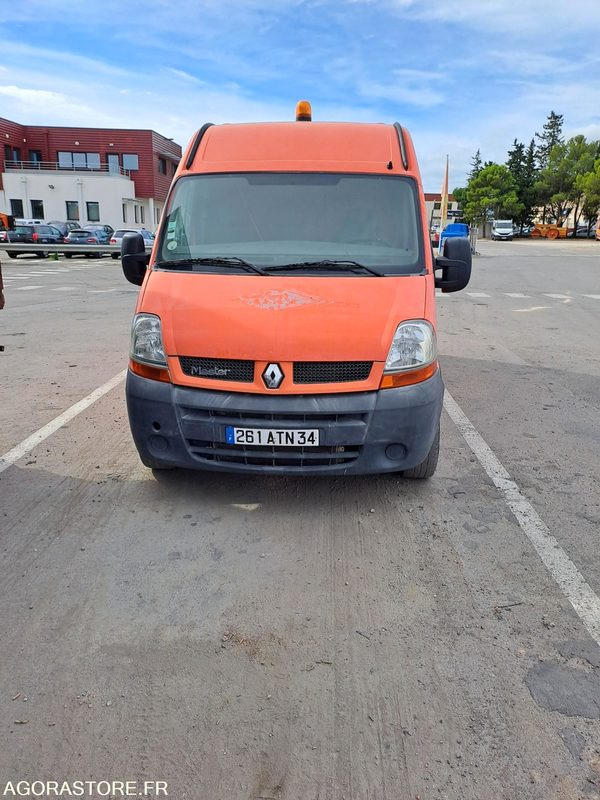 RENAULT MASTER - 2006 - 286716 KM - P1505347 - Furgão: foto 2 RENAULT MASTER - 2006 - 286716 KM - P1505347 - Furgão: foto 2