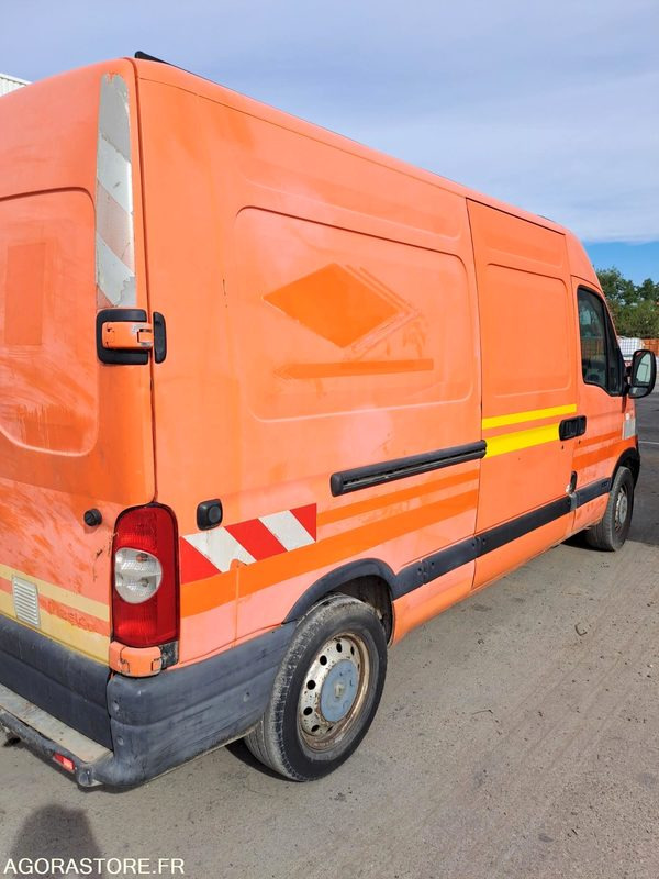 RENAULT MASTER - 2006 - 286716 KM - P1505347 - Furgão: foto 3 RENAULT MASTER - 2006 - 286716 KM - P1505347 - Furgão: foto 3