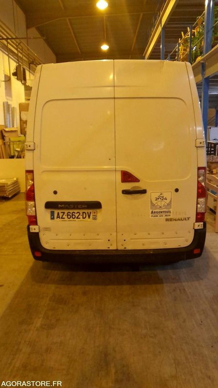 RENAULT MASTER - 2010 - 108520 kms - AZ662DV - Furgão: foto 2 RENAULT MASTER - 2010 - 108520 kms - AZ662DV - Furgão: foto 2