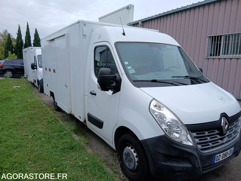 RENAULT MASTER - 2016 - 304402 Kms - Furgão: foto 2 RENAULT MASTER - 2016 - 304402 Kms - Furgão: foto 2