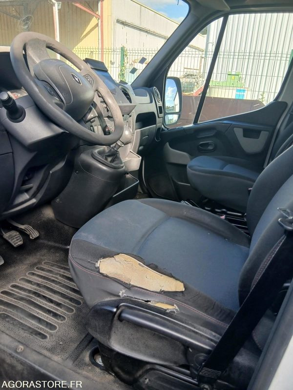 RENAULT MASTER - 2016 - 348181 Kms - Furgão: foto 5 RENAULT MASTER - 2016 - 348181 Kms - Furgão: foto 5