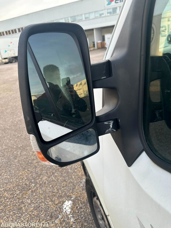 RENAULT MASTER - 2016 - 498227 Kms - Furgão: foto 5 RENAULT MASTER - 2016 - 498227 Kms - Furgão: foto 5