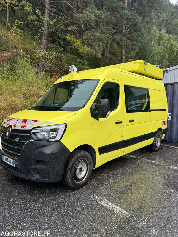 RENAULT - MASTER - 2021 - 452 185 Kms - Furgão: foto 1 RENAULT - MASTER - 2021 - 452 185 Kms - Furgão: foto 1