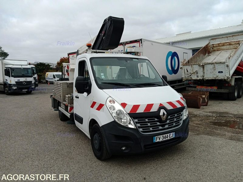 RENAULT MASTER CC SIMPLE L2H1 GC 130 / 2020 / 34645 kms FV344EJ - Furgão: foto 1 RENAULT MASTER CC SIMPLE L2H1 GC 130 / 2020 / 34645 kms FV344EJ - Furgão: foto 1