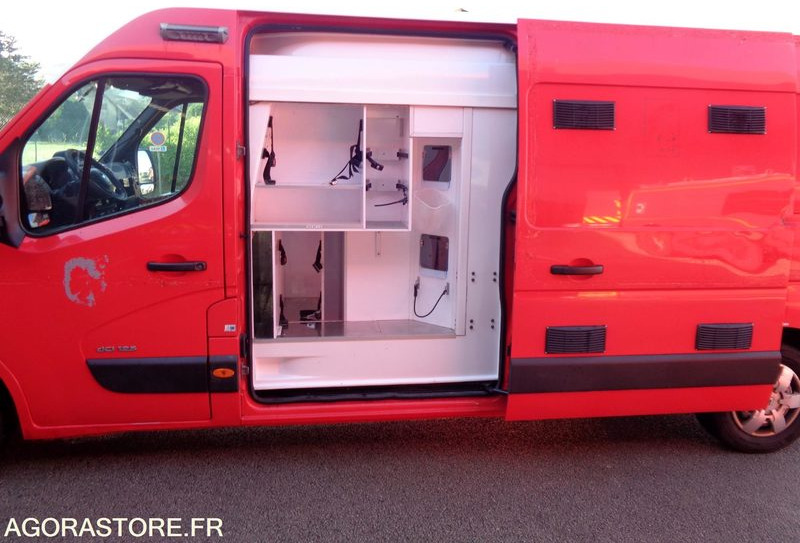 RENAULT MASTER CN.829.RR - Ambulância: foto 5 RENAULT MASTER CN.829.RR - Ambulância: foto 5