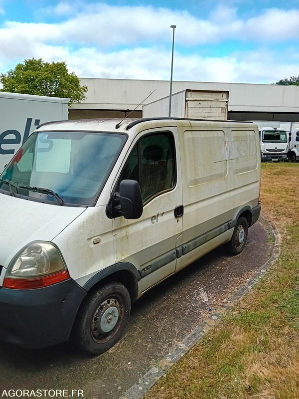RENAULT MASTER II 2004 - Furgão: foto 2 RENAULT MASTER II 2004 - Furgão: foto 2