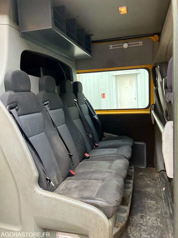 RENAULT MASTER L2H2 3T5 DCI 125 - 2011 - 288787 KM - P1509081 - Furgão: foto 5 RENAULT MASTER L2H2 3T5 DCI 125 - 2011 - 288787 KM - P1509081 - Furgão: foto 5