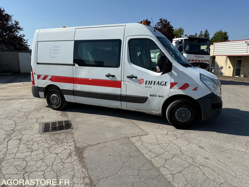 RENAULT - MASTER - L2H2 double cabine 7 places - 2013 / 279289Km (M20340) - Furgão: foto 3 RENAULT - MASTER - L2H2 double cabine 7 places - 2013 / 279289Km (M20340) - Furgão: foto 3