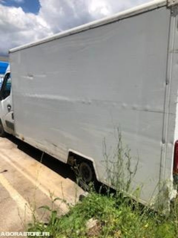 RENAULT MASTER / non roulant / 550 000Km - 2016 - Furgão: foto 5 RENAULT MASTER / non roulant / 550 000Km - 2016 - Furgão: foto 5