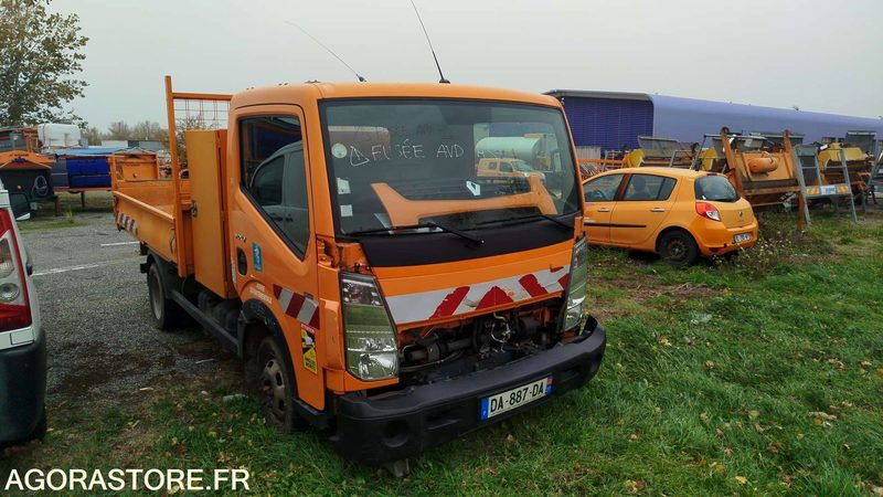 RENAULT MAXITY POUR PIECES - 2013 - 143000km - DA887DA - Furgão basculante: foto 2 RENAULT MAXITY POUR PIECES - 2013 - 143000km - DA887DA - Furgão basculante: foto 2
