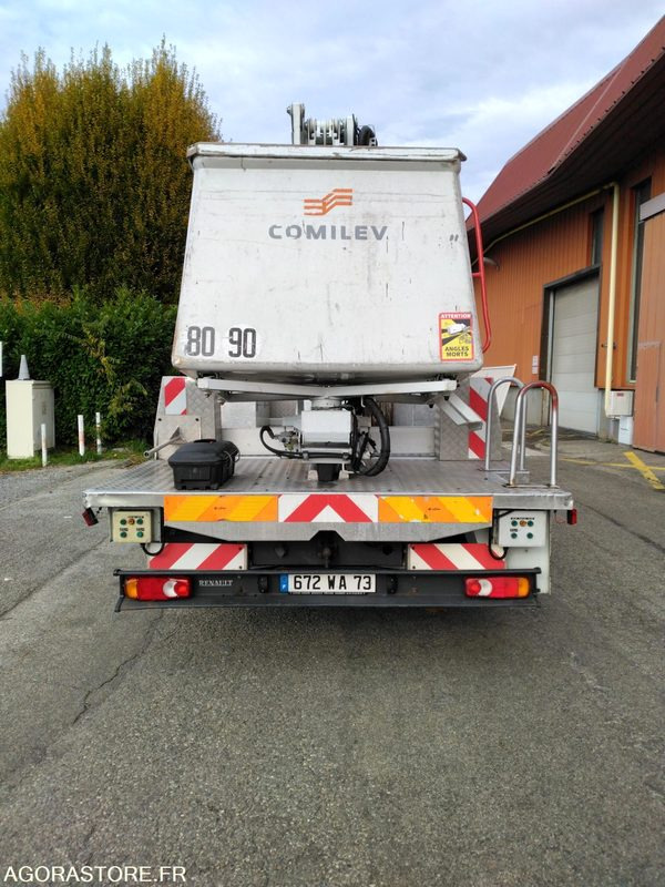 RENAULT MIDLUM 190 NACELLE - Caminhão com plataforma aérea: foto 4 RENAULT MIDLUM 190 NACELLE - Caminhão com plataforma aérea: foto 4