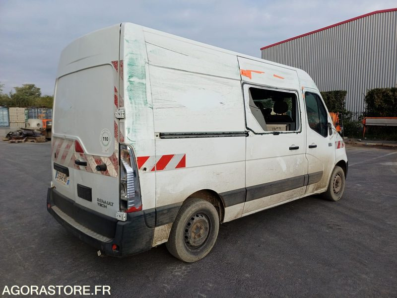 RENAULT Master - 2013 - 222034kms - CS648NS (P1509966) - Furgão: foto 4 RENAULT Master - 2013 - 222034kms - CS648NS (P1509966) - Furgão: foto 4
