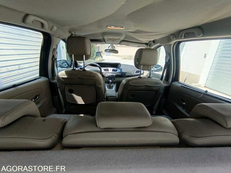 Automóvel RENAULT SCENIC - 2009 - 154900KMS: foto 15
