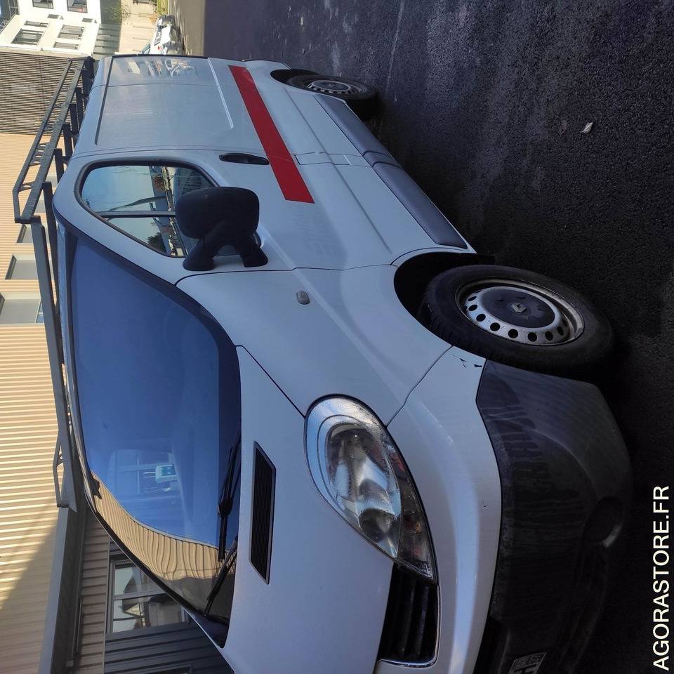 RENAULT - TRAFIC - 2012 / 213372 KMS (CA-930-LH) - Furgão: foto 2 RENAULT - TRAFIC - 2012 / 213372 KMS (CA-930-LH) - Furgão: foto 2