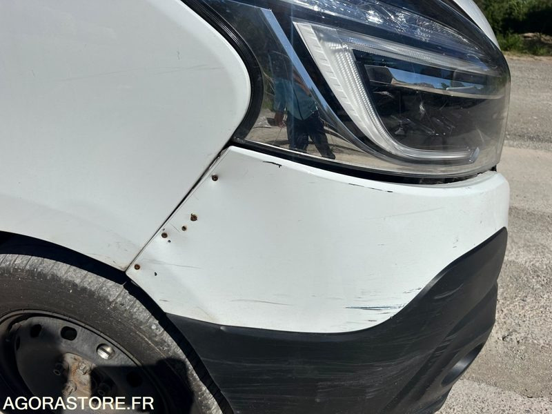 RENAULT TRAFIC - 2021 -145CV L1 H1 - 108000 KM - Furgão compacto: foto 4 RENAULT TRAFIC - 2021 -145CV L1 H1 - 108000 KM - Furgão compacto: foto 4