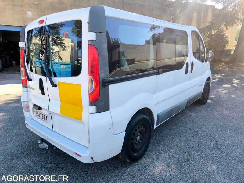 RENAULT TRAFIC MINI BUS BVA - Micro-ônibus, Furgão de passageiros: foto 5 RENAULT TRAFIC MINI BUS BVA - Micro-ônibus, Furgão de passageiros: foto 5