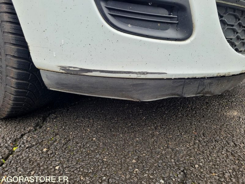 RENAULT TWINGO - DB-290-VQ - VIN VF1CNJ10550142907 - Automóvel: foto 5 RENAULT TWINGO - DB-290-VQ - VIN VF1CNJ10550142907 - Automóvel: foto 5