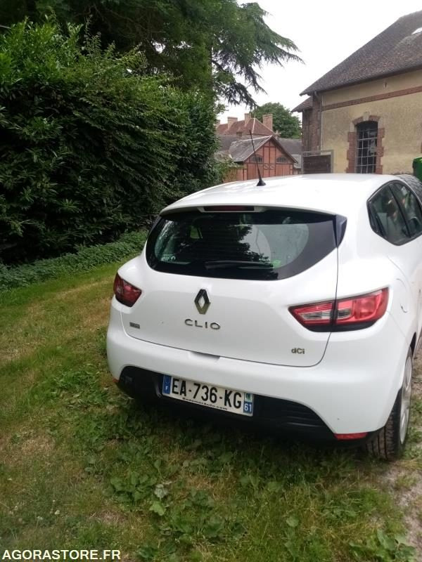 REnault Clio IV - 1.5 L Diesel - 276 000km - Automóvel: foto 3 REnault Clio IV - 1.5 L Diesel - 276 000km - Automóvel: foto 3
