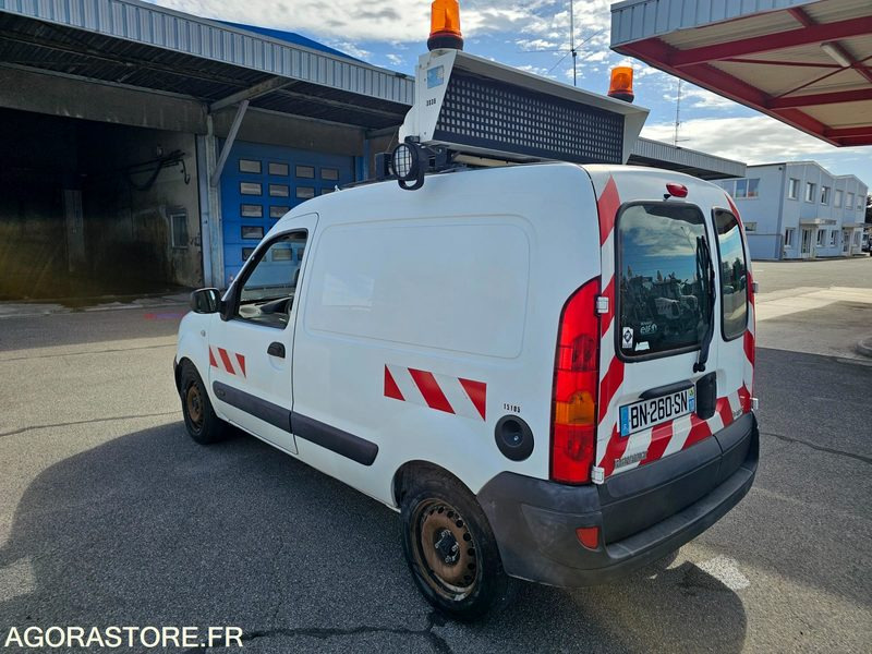 Renault Kangoo - 2008 - 174938km - BN260SN - Furgão compacto: foto 4 Renault Kangoo - 2008 - 174938km - BN260SN - Furgão compacto: foto 4
