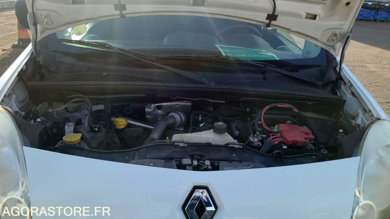 Renault Kangoo - 2011 - 135179kms - BN673ZL - Furgão compacto: foto 5 Renault Kangoo - 2011 - 135179kms - BN673ZL - Furgão compacto: foto 5