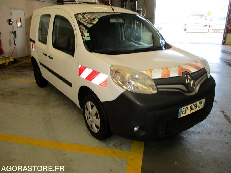 Renault Kangoo - 2017 - 135828 kms - Furgão compacto: foto 2 Renault Kangoo - 2017 - 135828 kms - Furgão compacto: foto 2