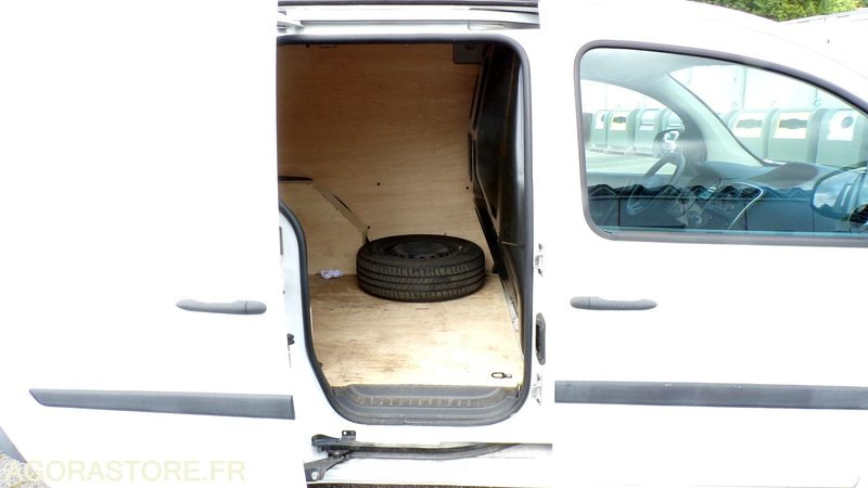 Renault Kangoo ZE DP-594-JQ (BP) - Furgão compacto, Carrinha elétrica: foto 5 Renault Kangoo ZE DP-594-JQ (BP) - Furgão compacto, Carrinha elétrica: foto 5