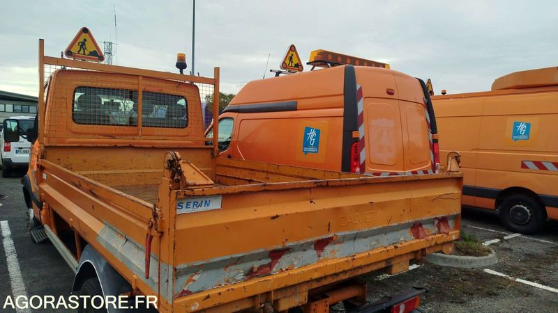 Renault Mascotte - 2003 - 191219kms - 463BDE31 - Furgão basculante: foto 2 Renault Mascotte - 2003 - 191219kms - 463BDE31 - Furgão basculante: foto 2