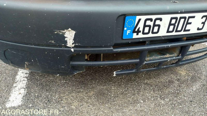 Renault Mascotte - 2003 - 209464kms - 466BDE31 - Furgão basculante: foto 3 Renault Mascotte - 2003 - 209464kms - 466BDE31 - Furgão basculante: foto 3