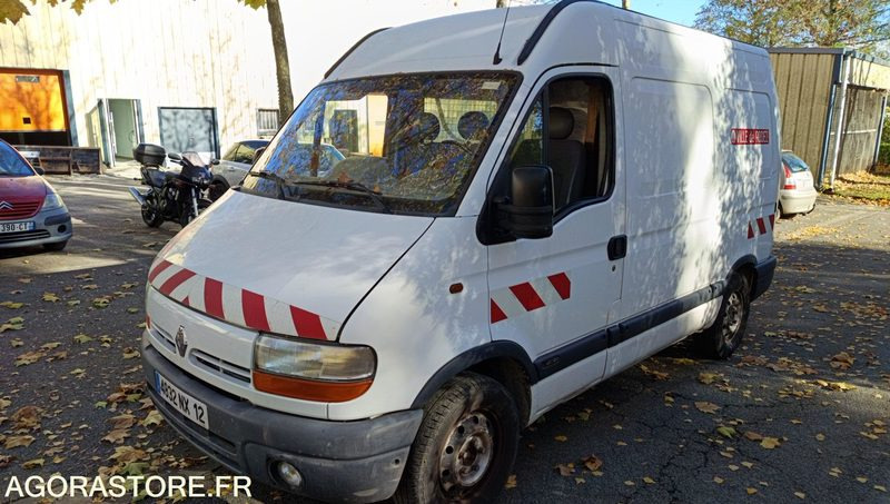 Renault Master - 2003 - 168021km - Furgão: foto 1 Renault Master - 2003 - 168021km - Furgão: foto 1