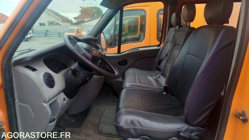 Renault - Master - 2004 - 299292km - BQ-940-TF - Furgão: foto 5 Renault - Master - 2004 - 299292km - BQ-940-TF - Furgão: foto 5