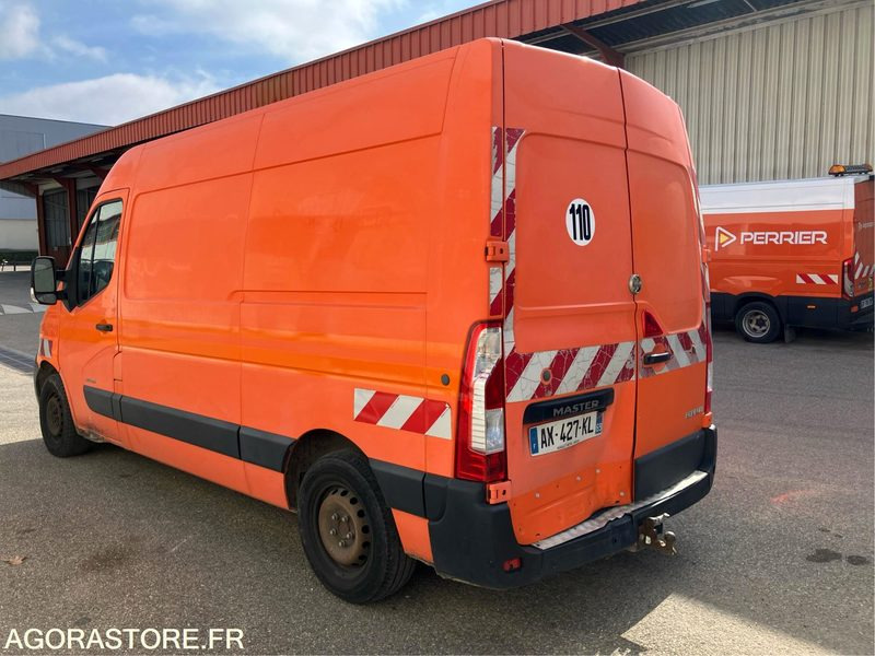 Renault - Master - 2010 - 178305kms (P1508269) - Furgão: foto 3 Renault - Master - 2010 - 178305kms (P1508269) - Furgão: foto 3