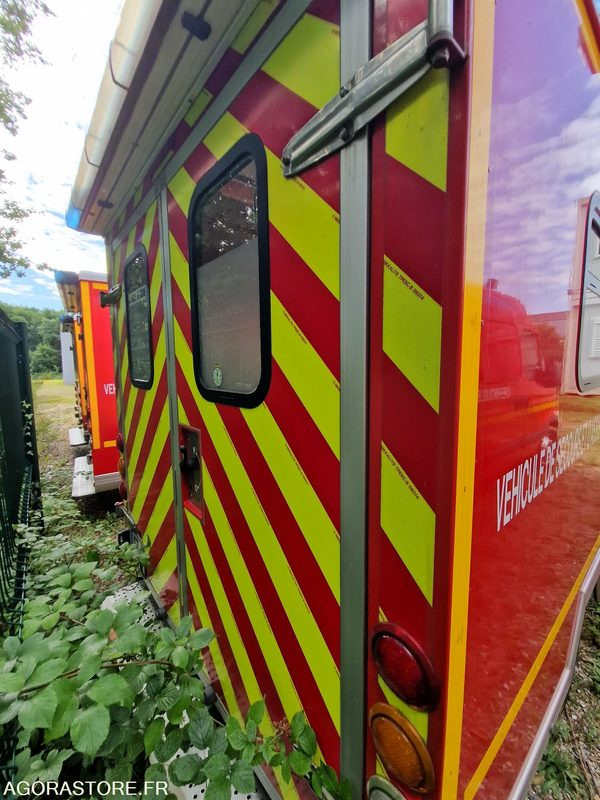 Renault Master - 2012 - 215658- CT120NL - Furgão: foto 4 Renault Master - 2012 - 215658- CT120NL - Furgão: foto 4