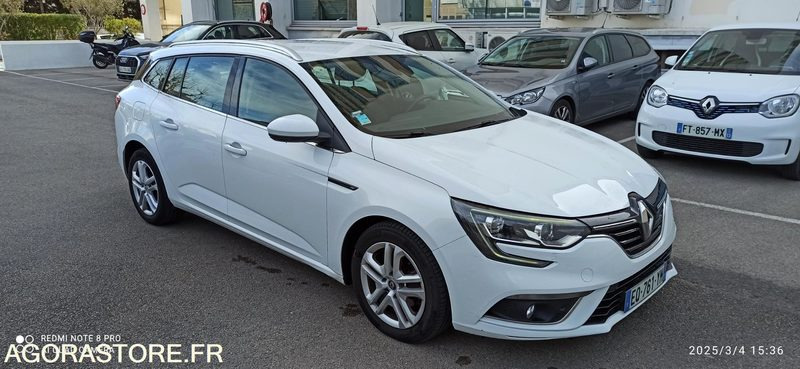 Renault Mégane break blanche 1.5 dci 110 ch boite auto - Automóvel: foto 1 Renault Mégane break blanche 1.5 dci 110 ch boite auto - Automóvel: foto 1