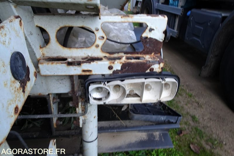 Renault Midlum 220 DXI - Automóvel: foto 4 Renault Midlum 220 DXI - Automóvel: foto 4