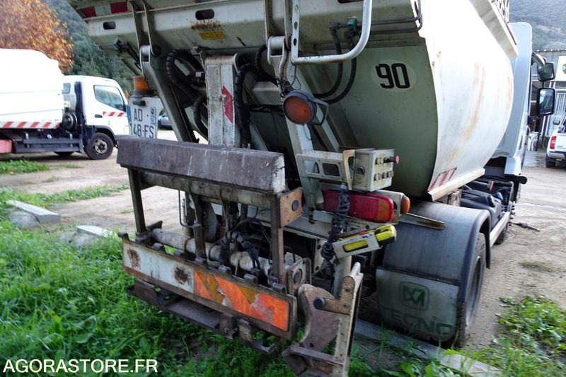 Renault Midlum 220 DXI - Caminhão de lixo: foto 5 Renault Midlum 220 DXI - Caminhão de lixo: foto 5